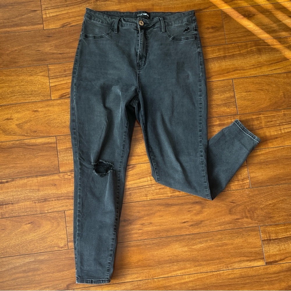 Gray Distressed Women's Jeans Size 16